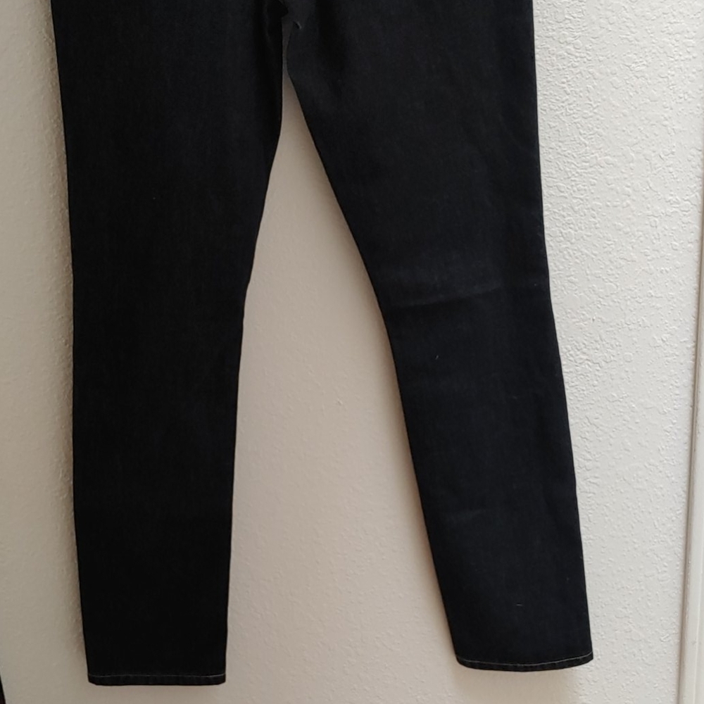 SOLD 4/$25 Aeropostale skinny jeans (size 28/32) - Picture 6 of 6